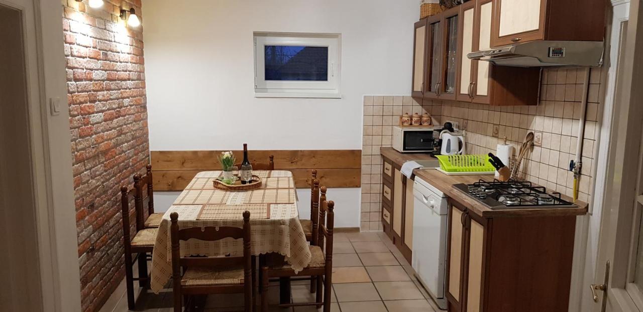 Harmónia Parasztház és Apartman Poroszlo Exterior foto