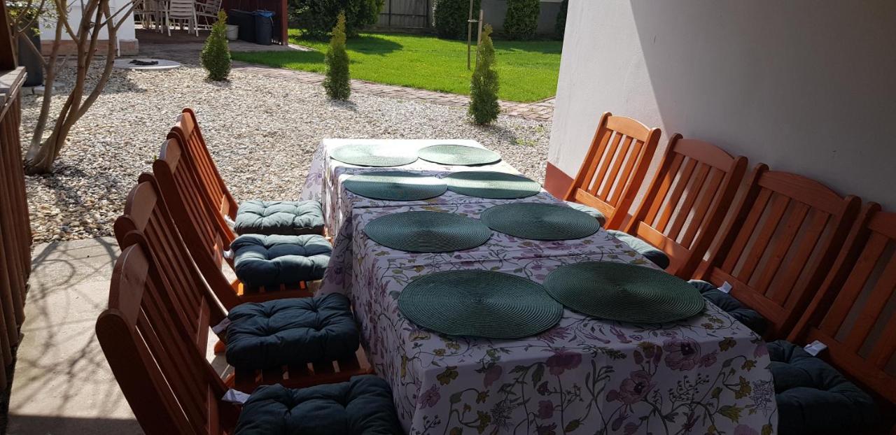 Harmónia Parasztház és Apartman Poroszlo Exterior foto